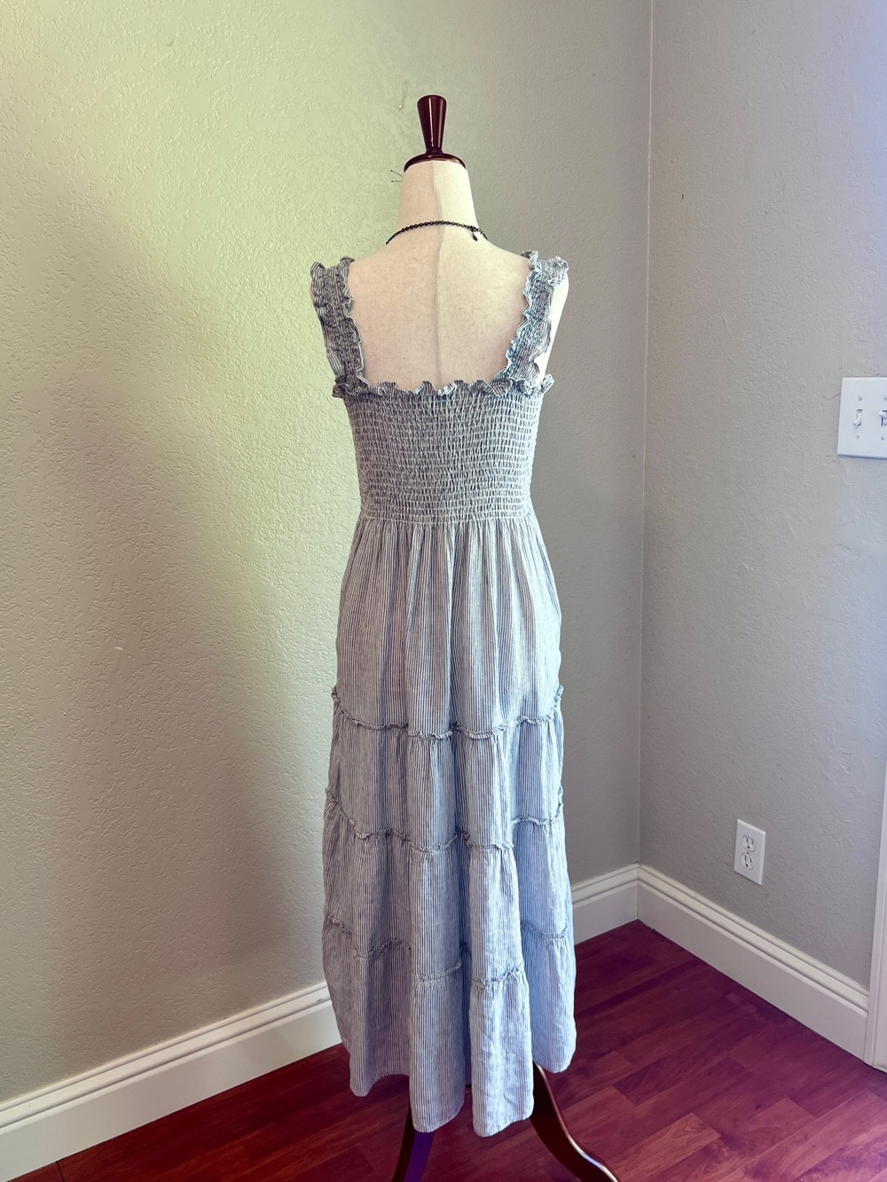 Quince 100% Linen Blue Pinstripe Smocked Midi Dress SMALL - Picture 7 of 15